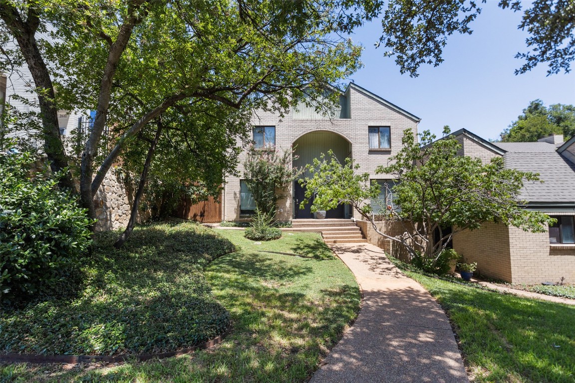 2613 Mccart Avenue Fort Worth TX 76110