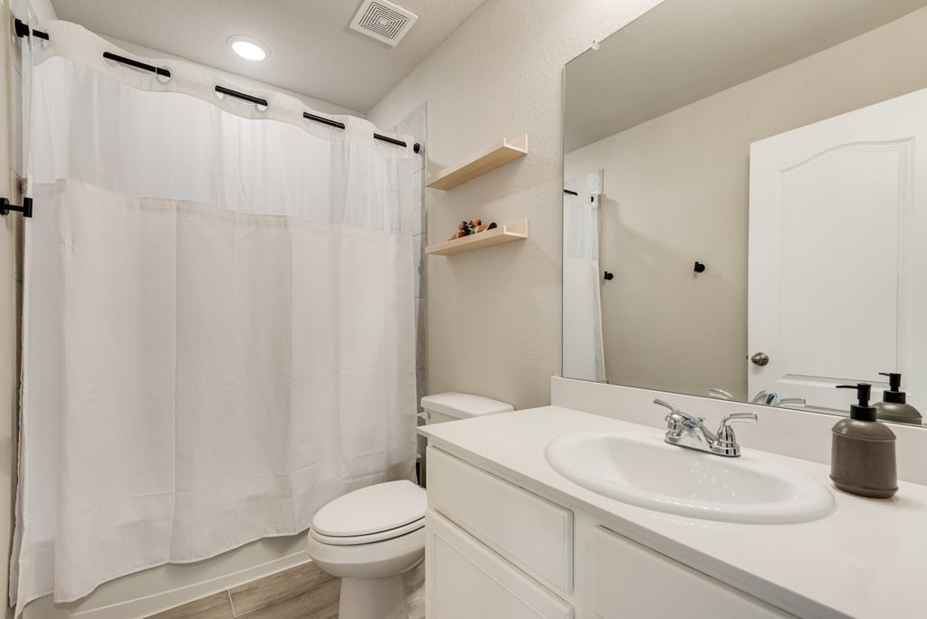 2909 Mare Mesquite TX 75150
