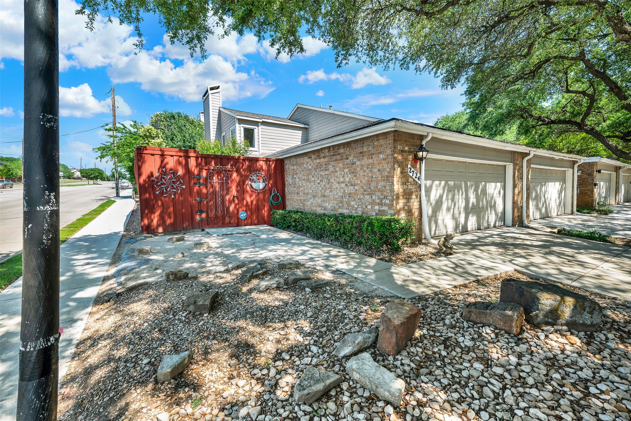 2724 Meadowstone Court Carrollton TX 75006