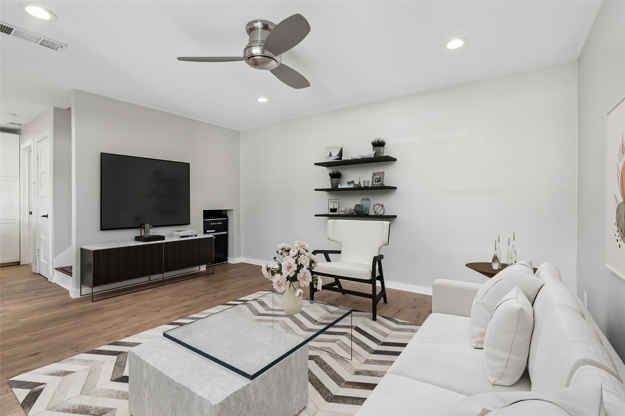 3955 Buena Vista Street Dallas TX 75204