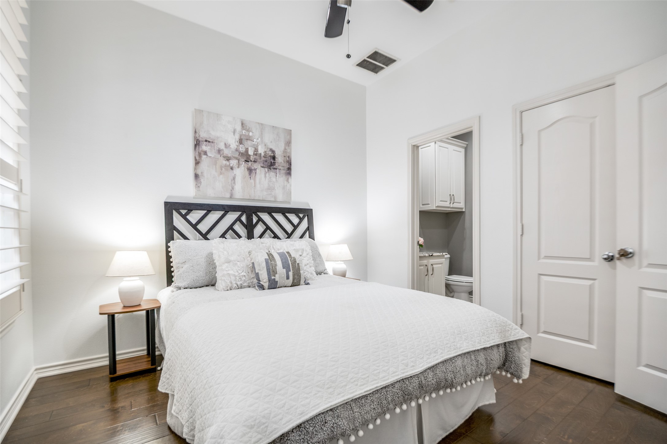 15846 Breedlove Place Addison TX 75001