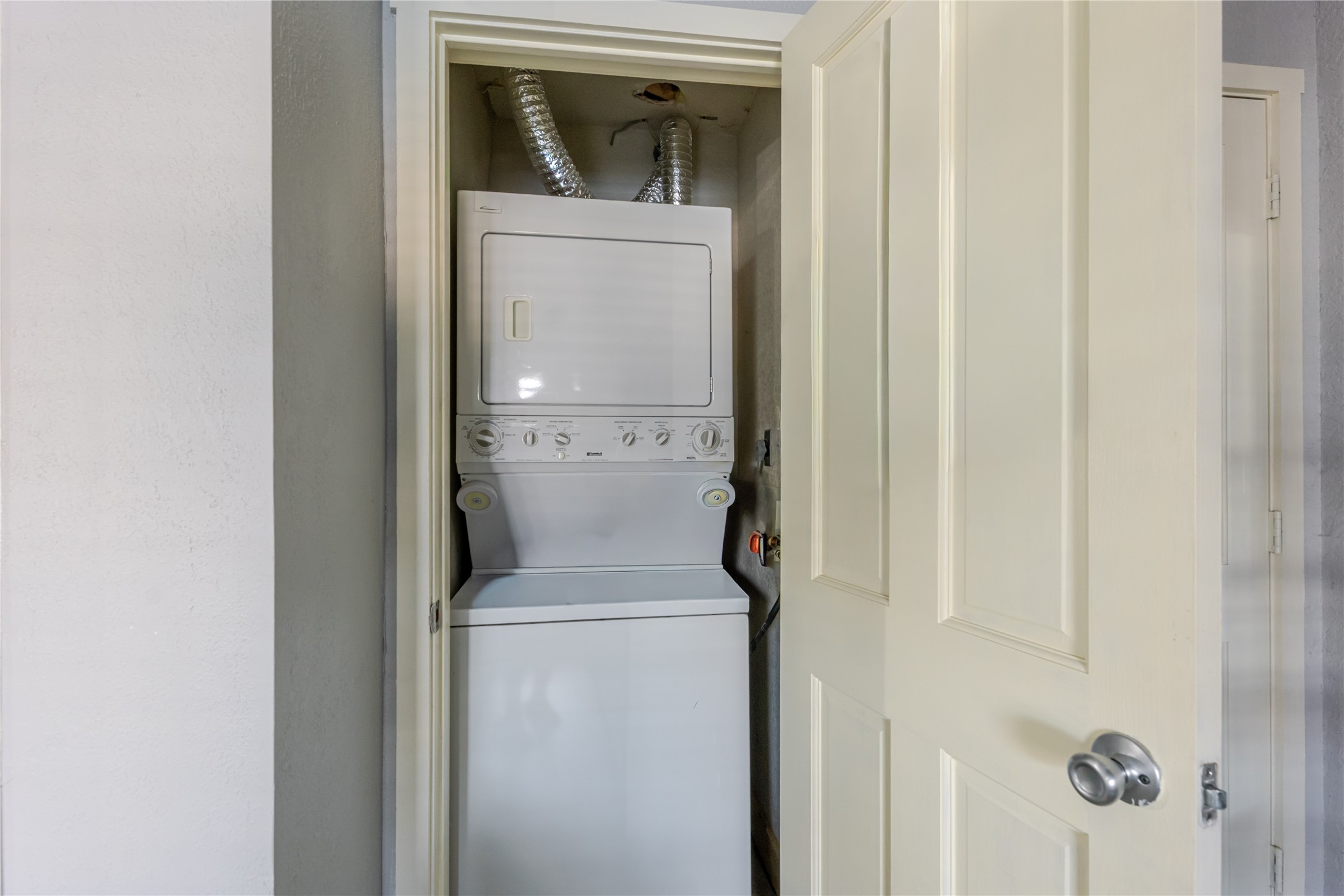 3005 Upcreek Alley Strawn TX 76475
