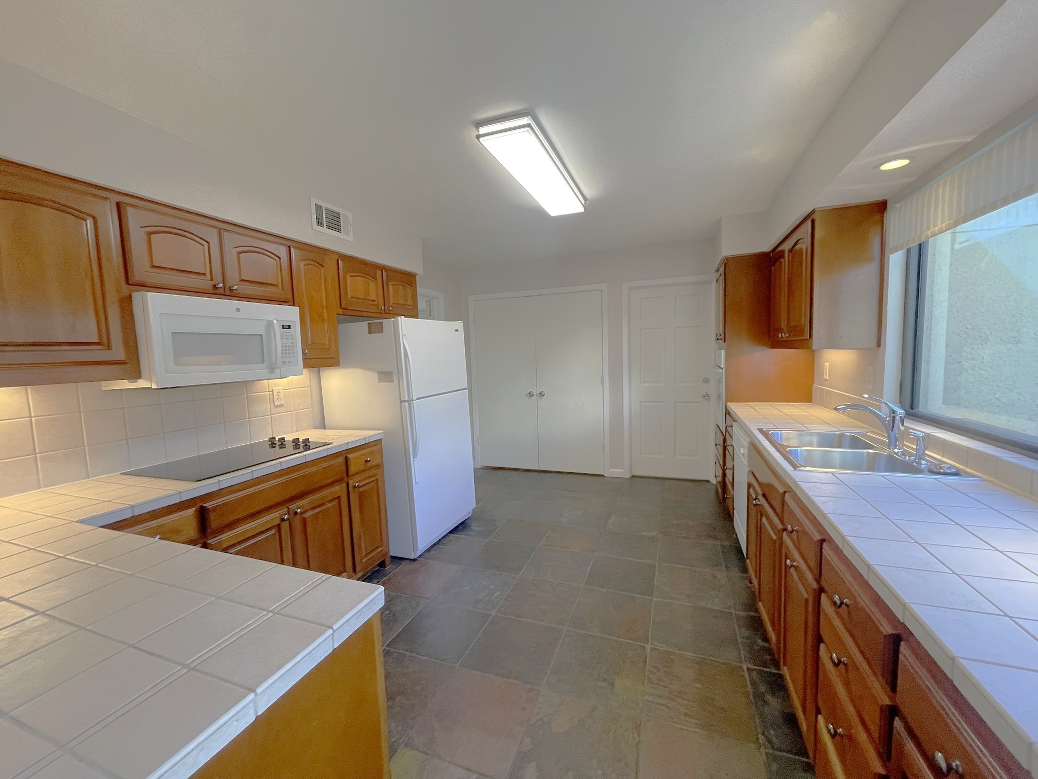 9609 Orchard Hill Dallas TX 75243