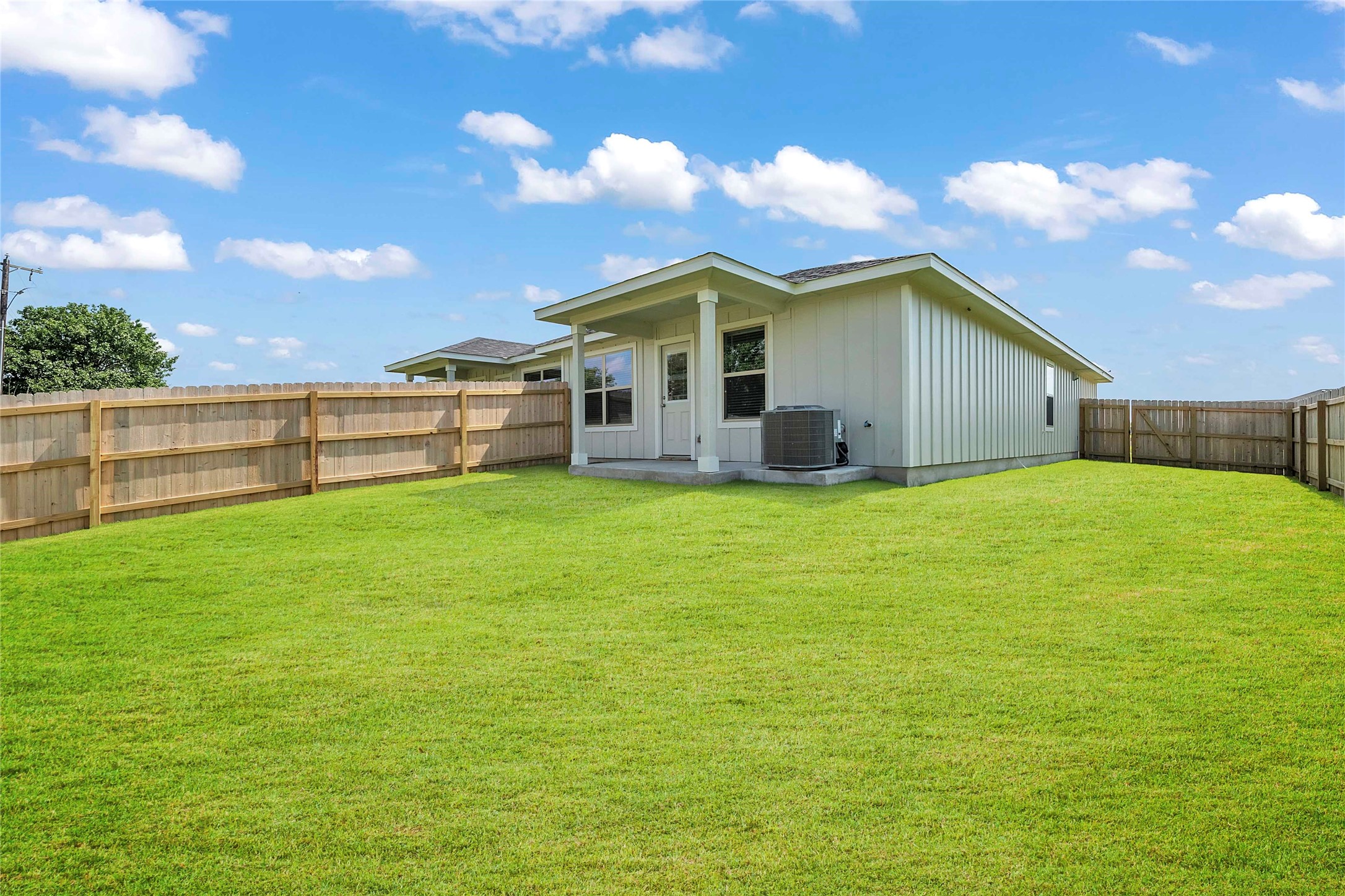 1018 College Avenue Troy TX 76579