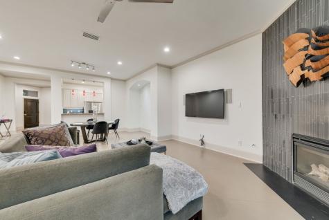 5113 Vandelia Street Dallas TX 75235