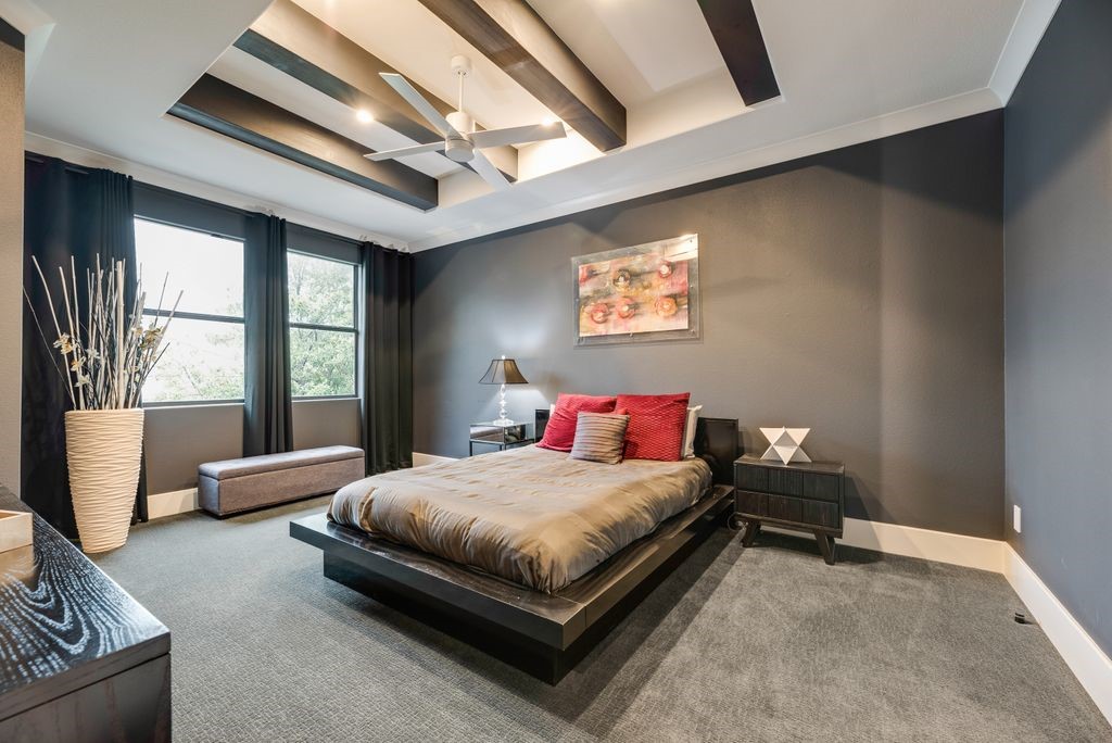 5113 Vandelia Street Dallas TX 75235