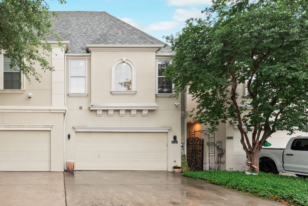 5113 Vandelia Street Dallas TX 75235