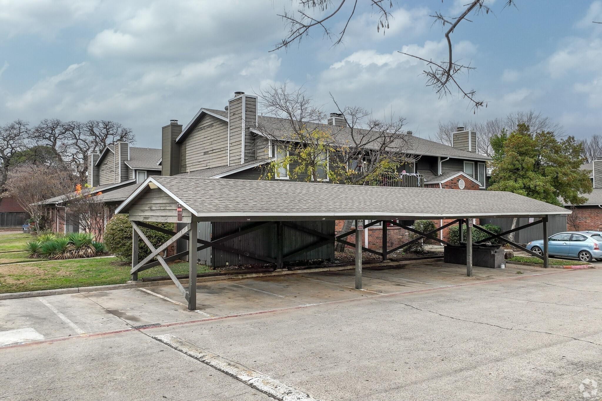 1122 Millview Drive Arlington TX 76012