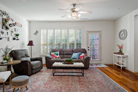 1582 Biltmore Lane Irving TX 75063