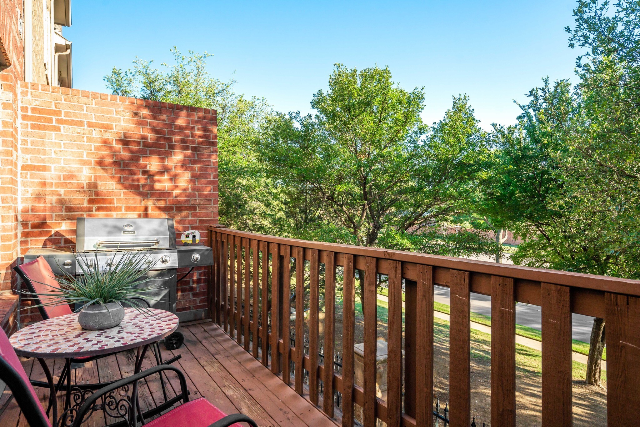 1582 Biltmore Lane Irving TX 75063