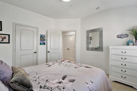 1582 Biltmore Lane Irving TX 75063