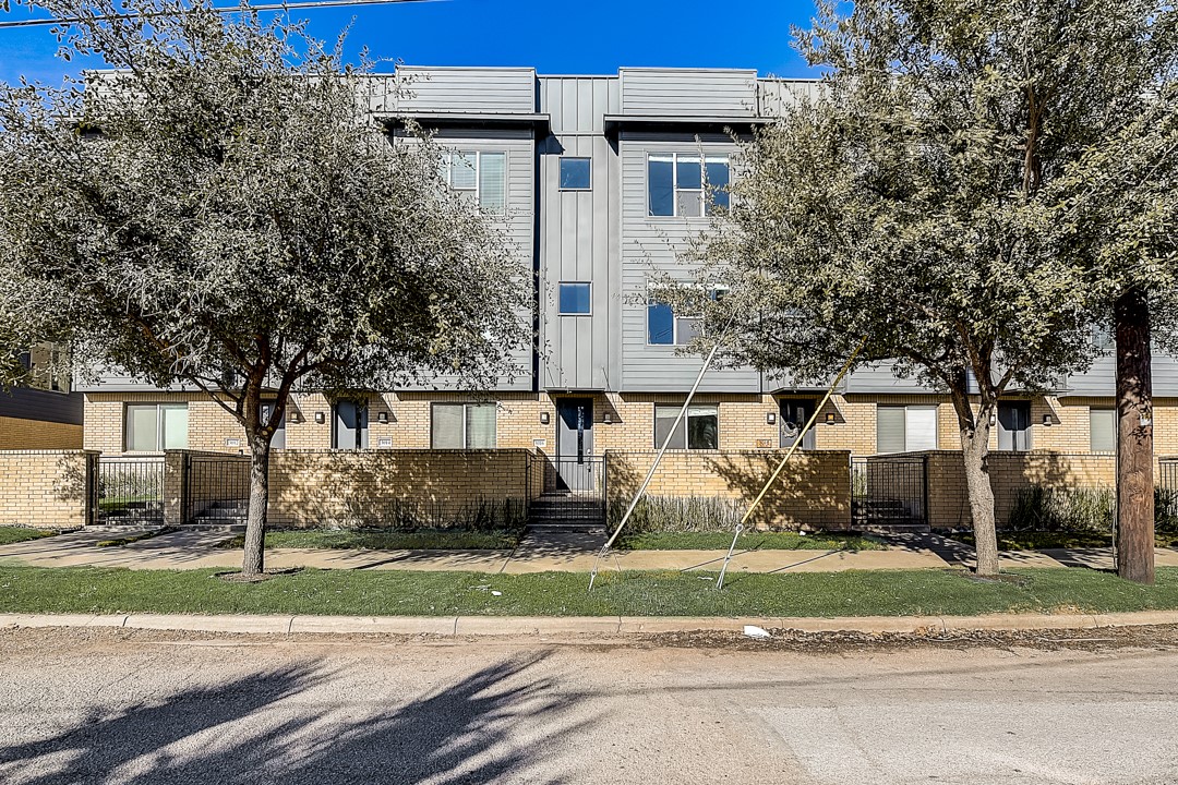 3016 Zenia Drive Dallas TX 75204