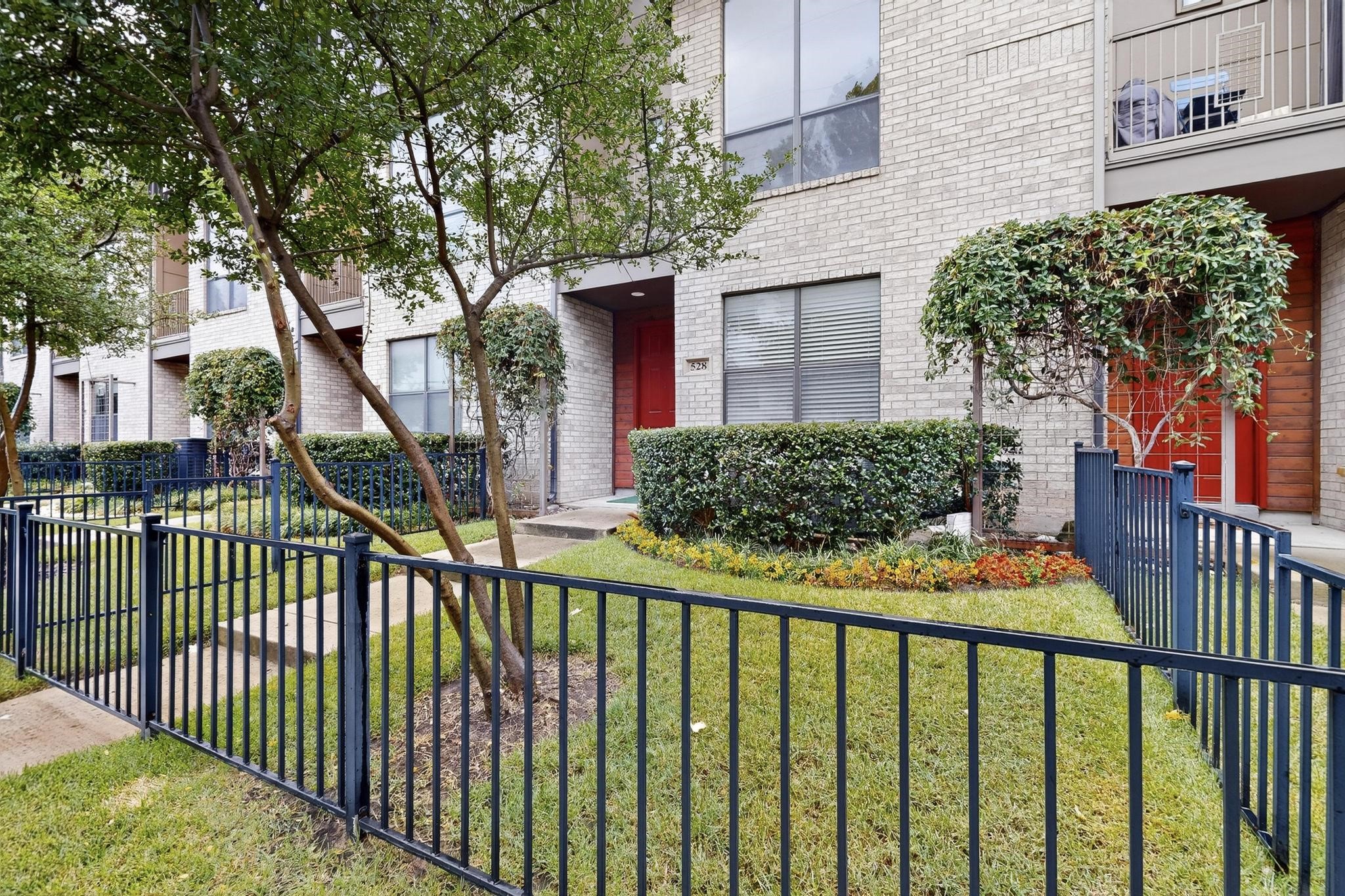 4211 Rawlins Street Dallas TX 75219