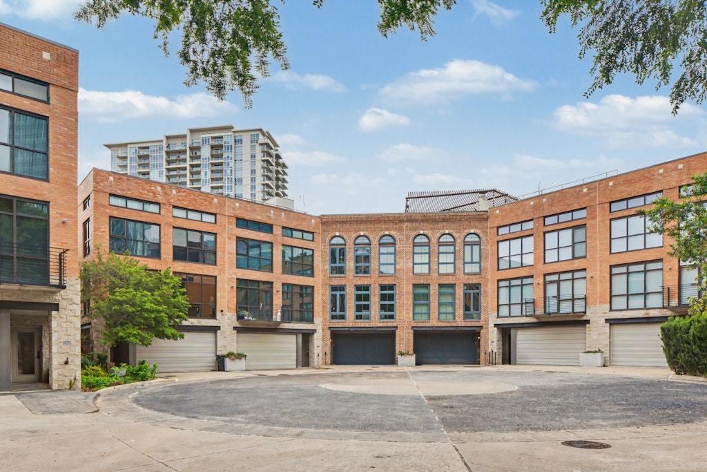2927 Magnolia Hill Court Dallas TX 75201