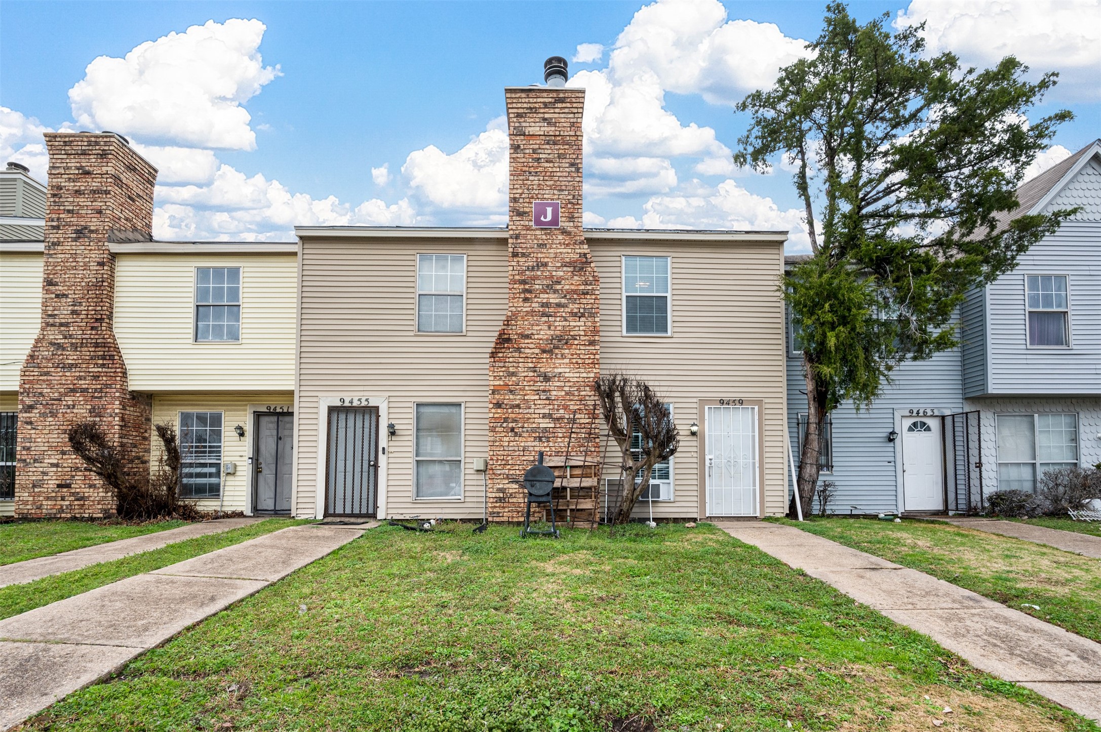 9459 Olde Village Court Dallas TX 75227
