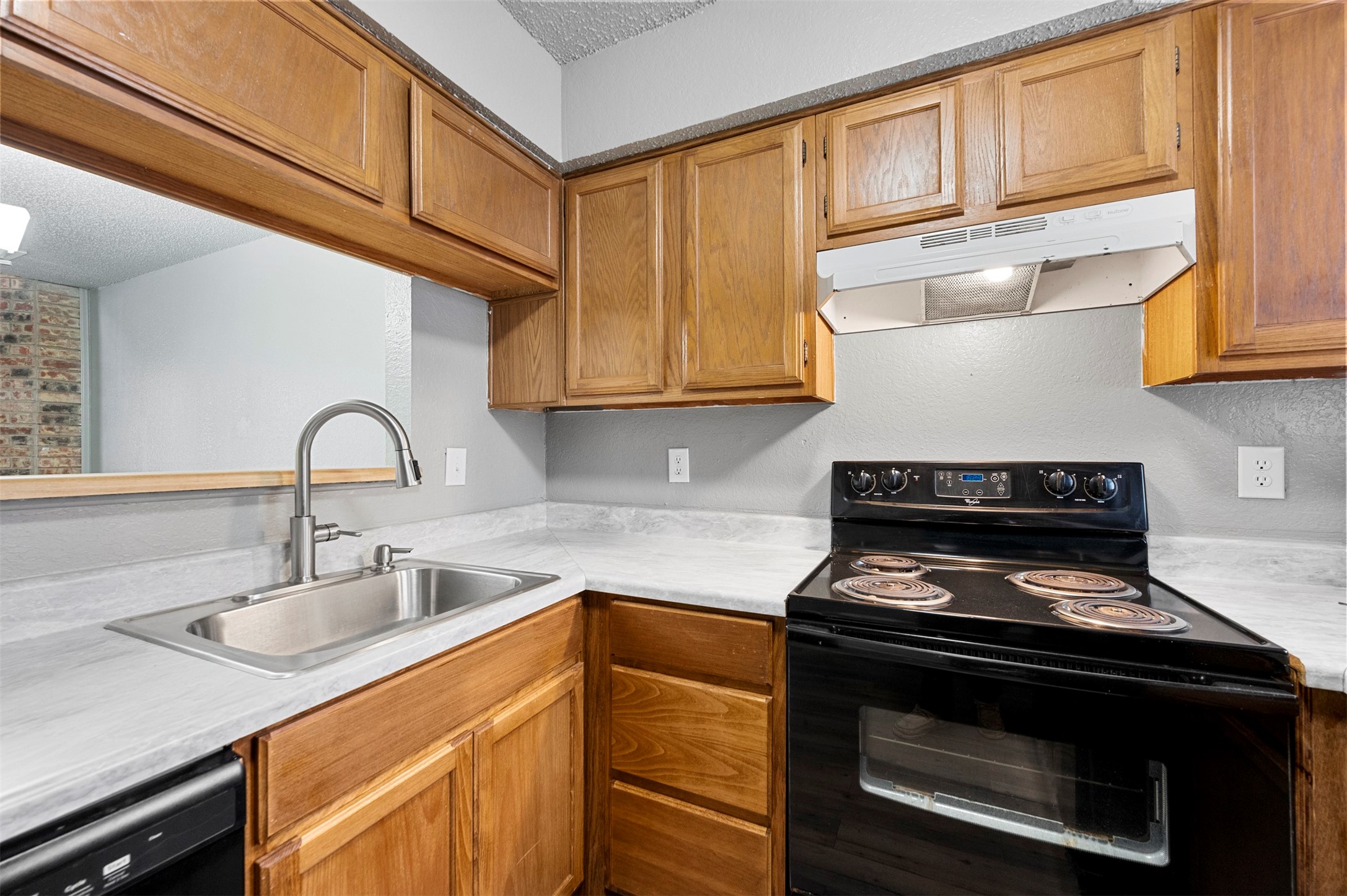 9459 Olde Village Court Dallas TX 75227