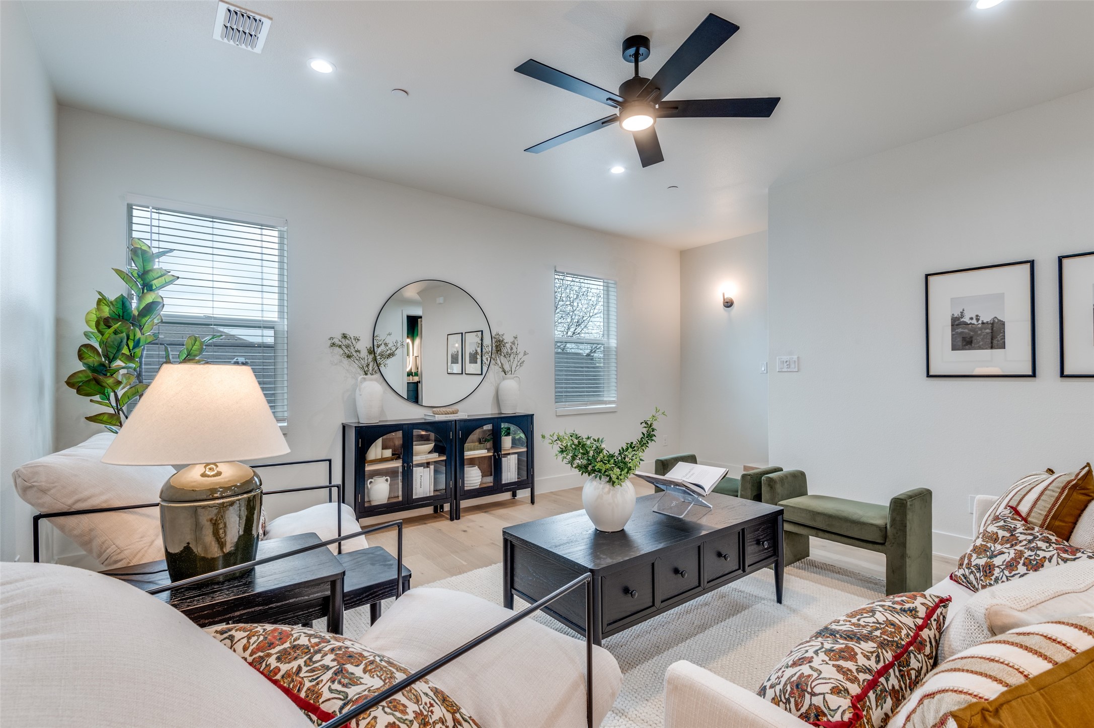 1147 N Madison Avenue Dallas TX 75208