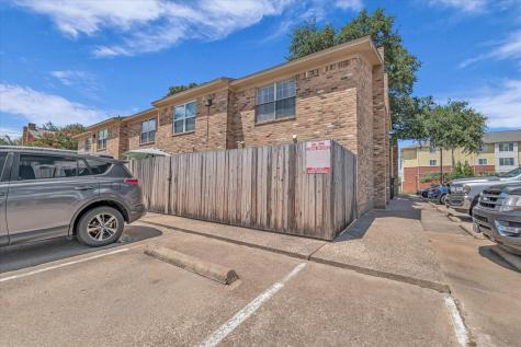 1349 S 11th Street Waco TX 76706