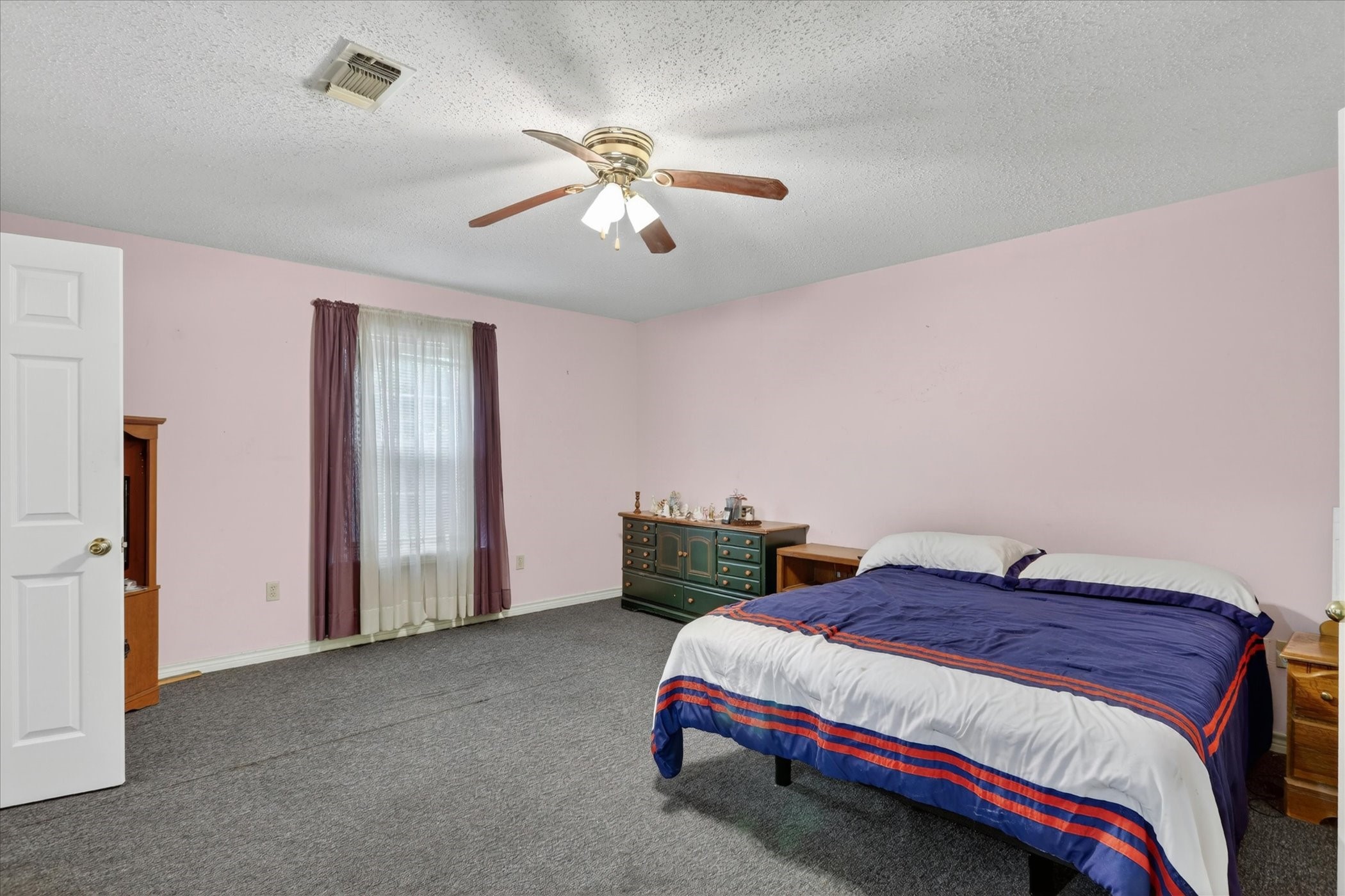 1092 W Highway 199 Springtown TX 76082