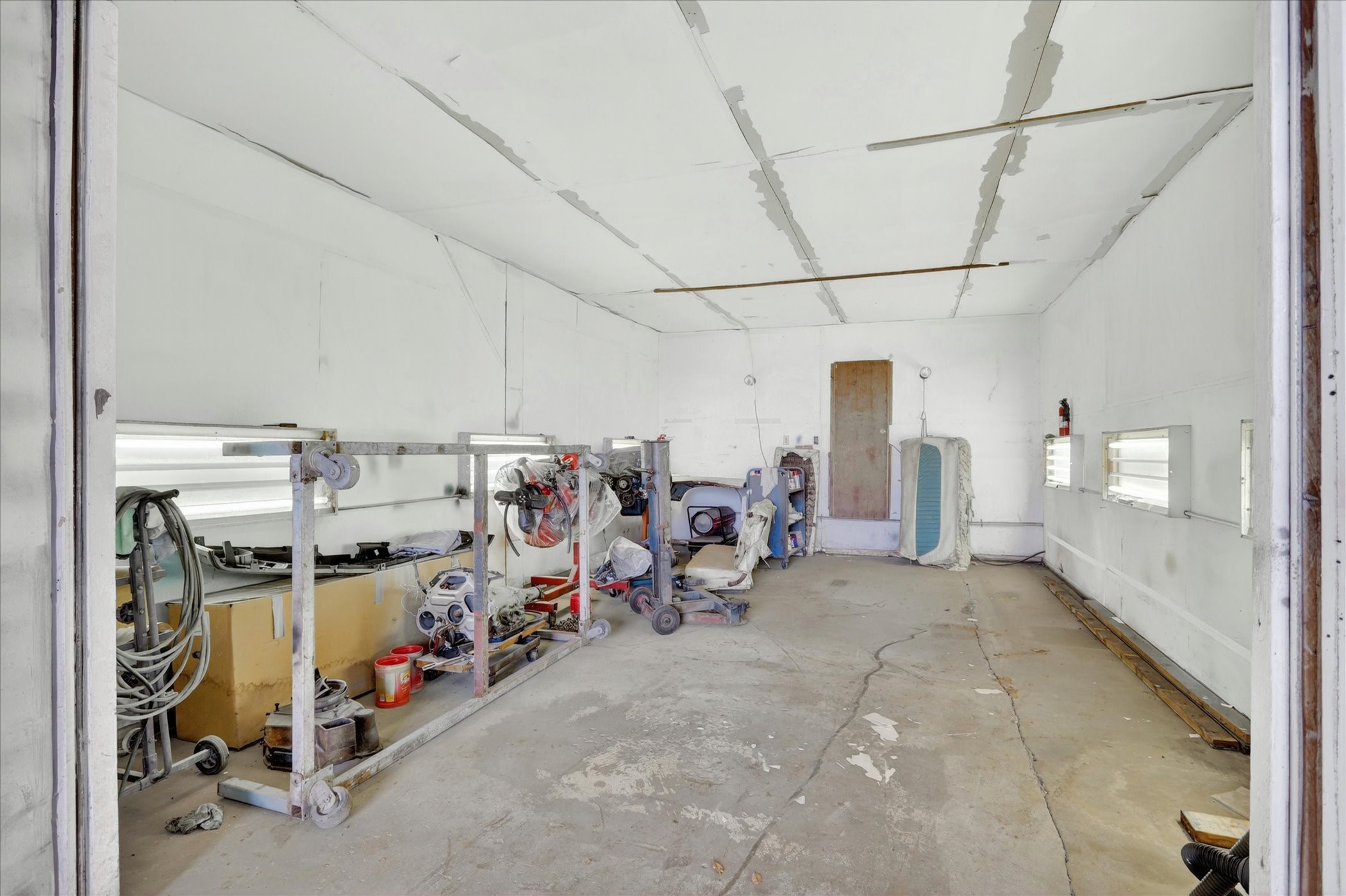 1092 W Highway 199 Springtown TX 76082