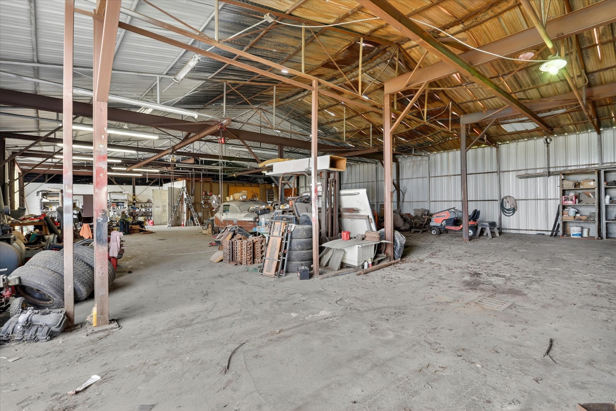 1092 W Highway 199 Springtown TX 76082