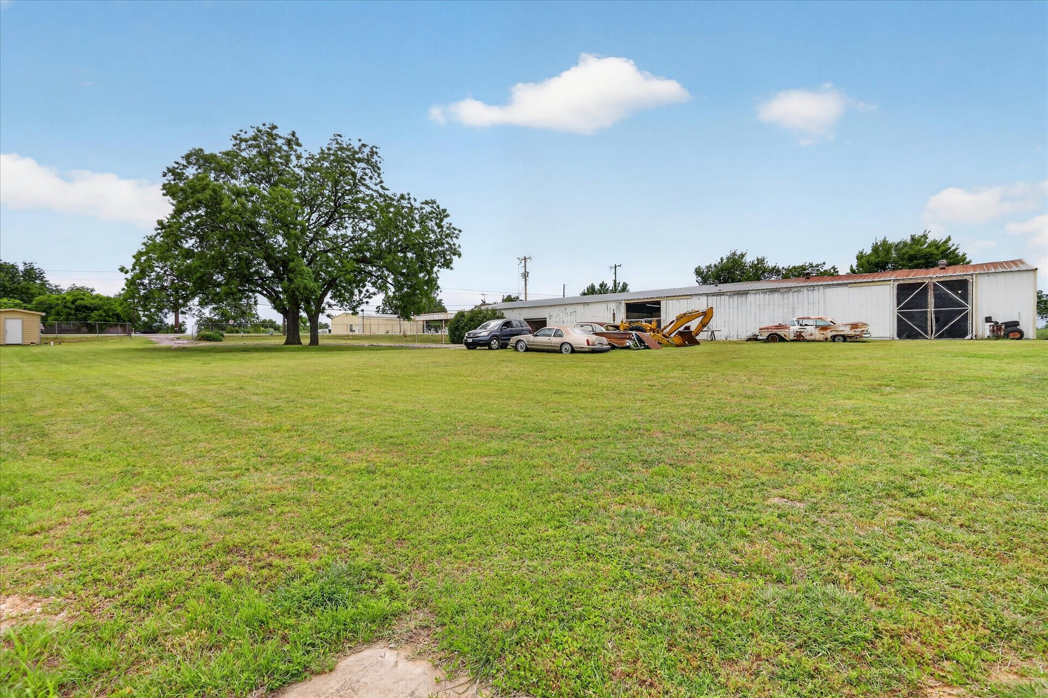1092 W Highway 199 Springtown TX 76082