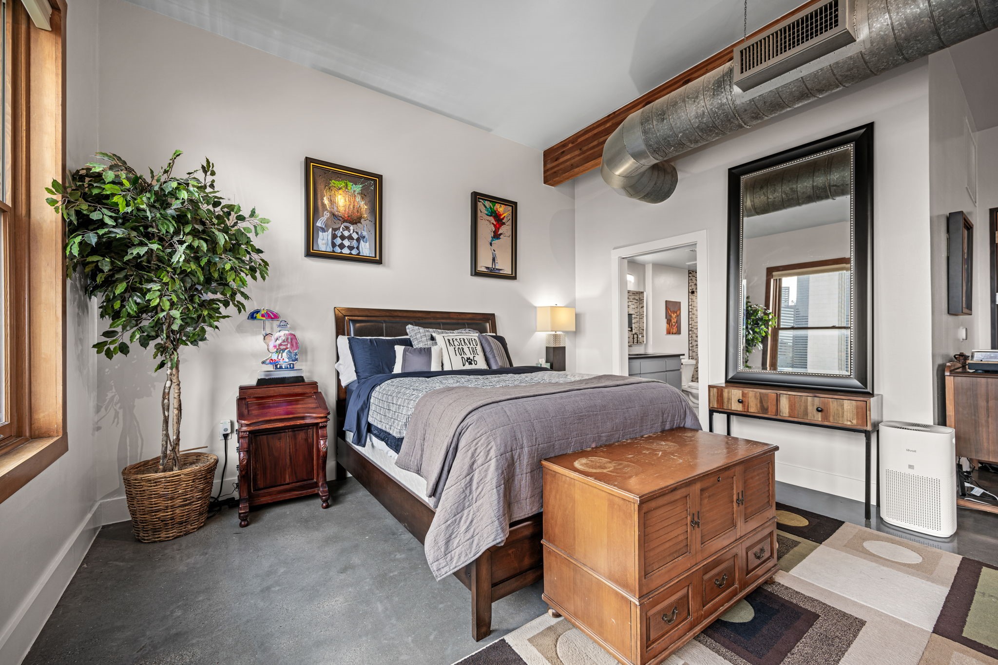 2502 Live Oak Street Dallas TX 75204