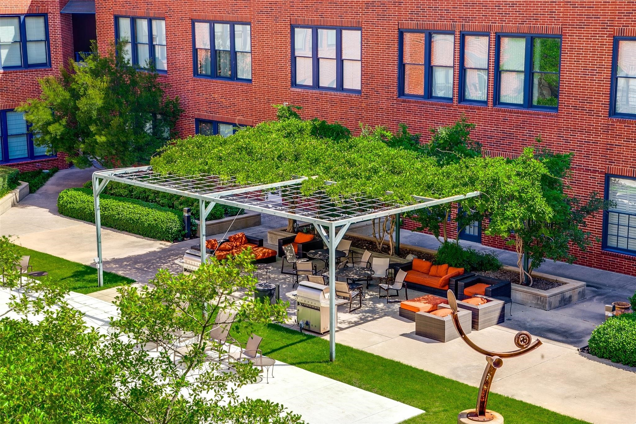 2502 Live Oak Street Dallas TX 75204