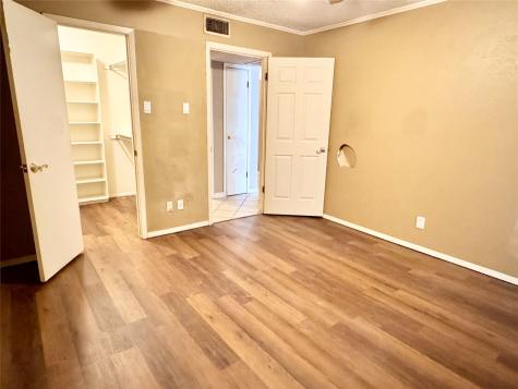 4859 Cedar Springs Road Dallas TX 75219