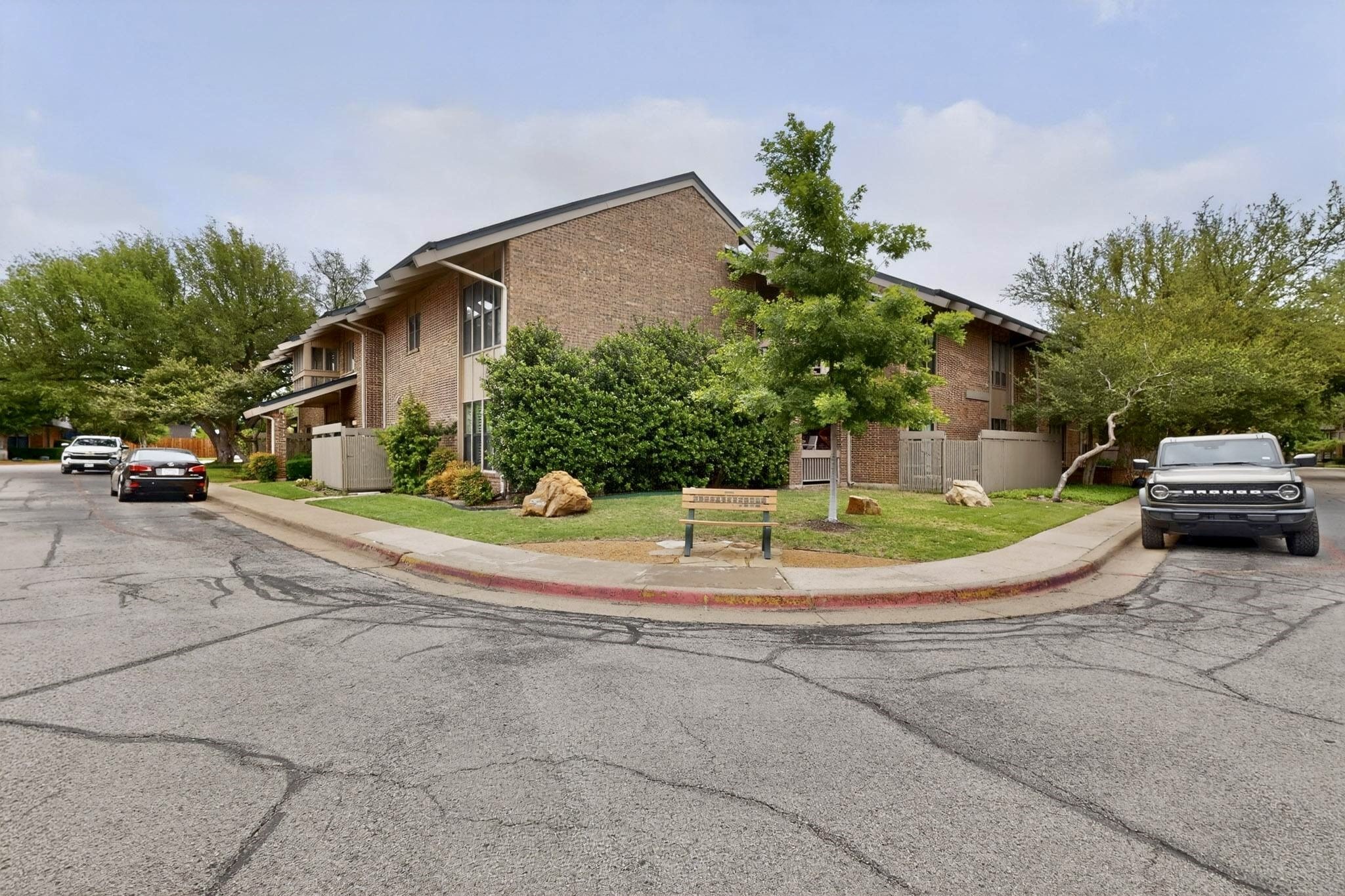 10764 Villager Road Dallas TX 75230
