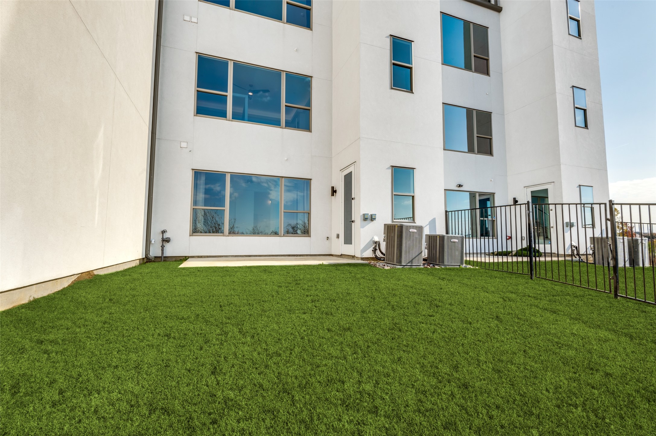 4921 Blaynes View The Colony TX 75056