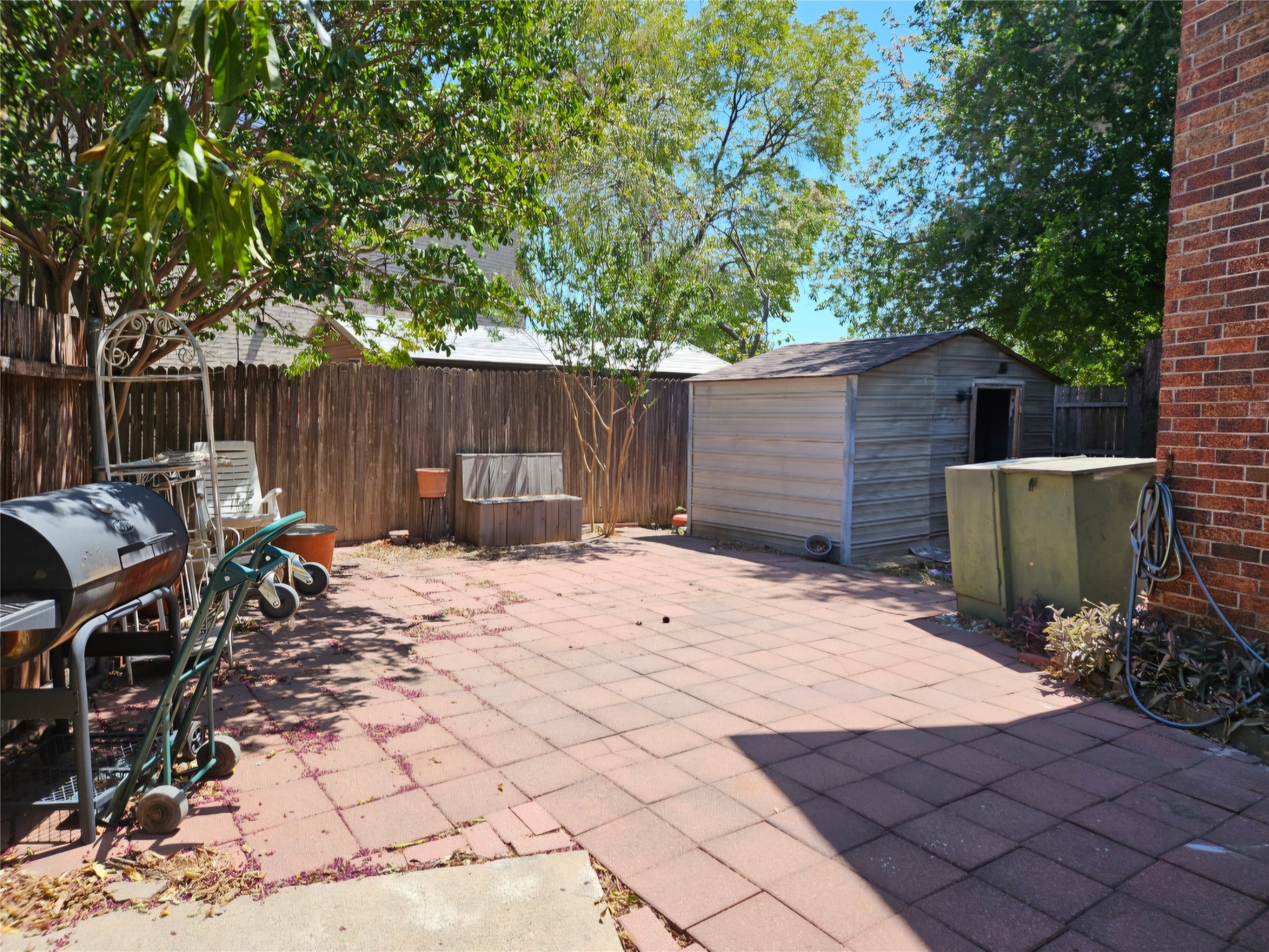 2760 Patricia Lane Garland TX 75041