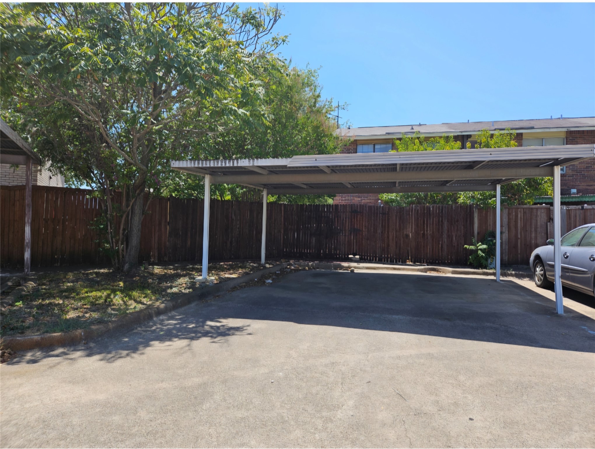 2760 Patricia Lane Garland TX 75041