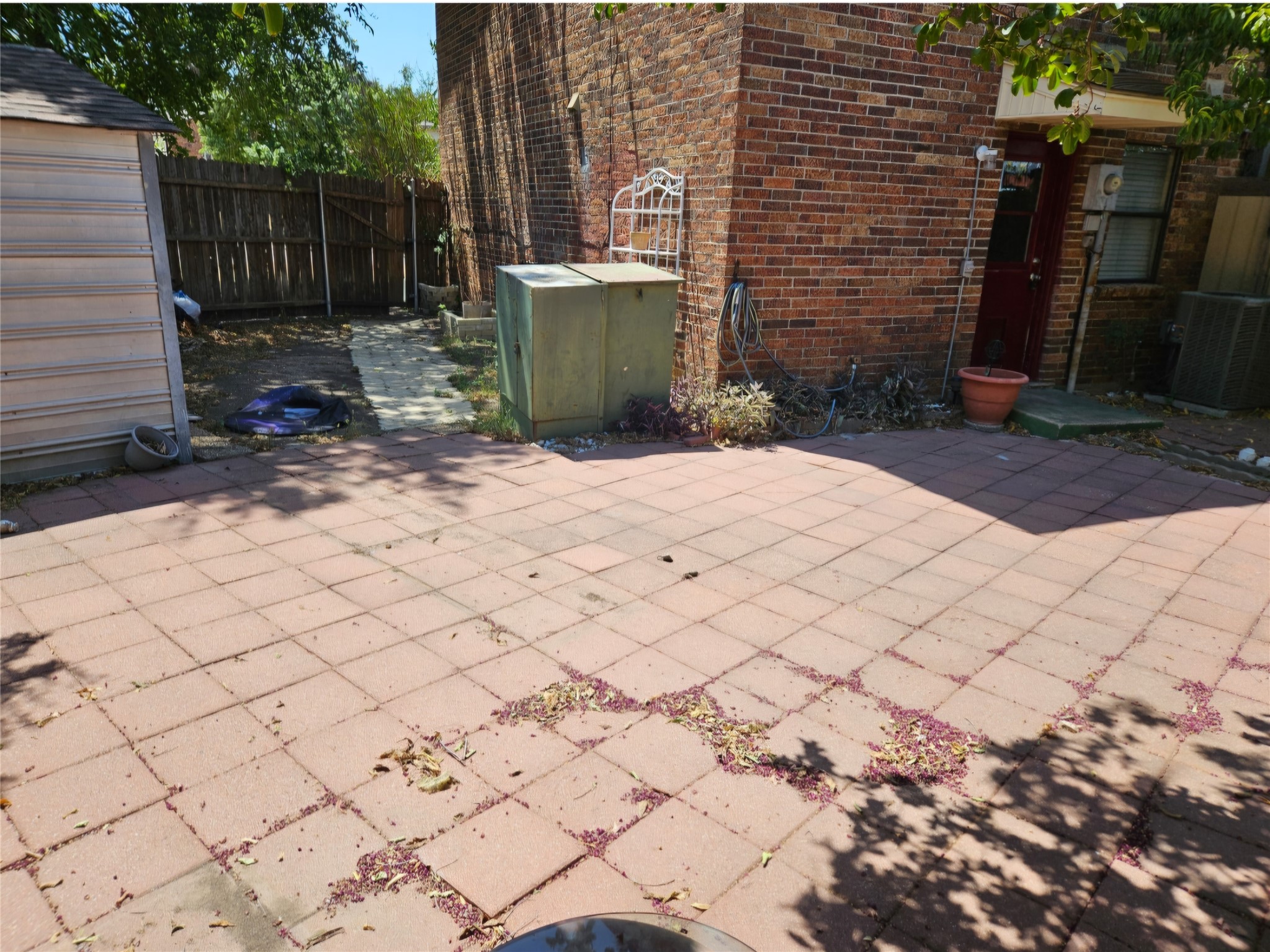 2760 Patricia Lane Garland TX 75041