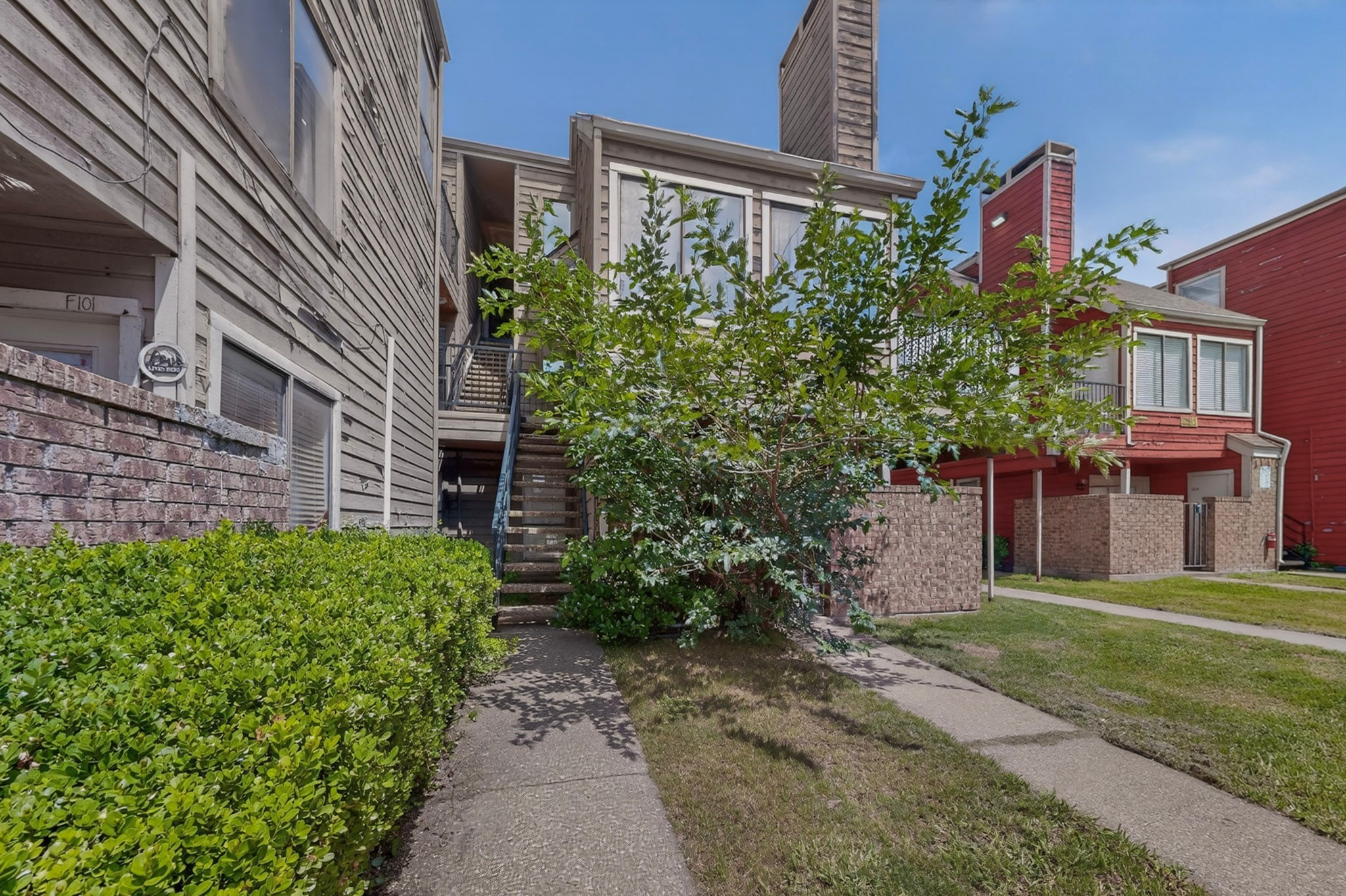 9811 Walnut Street Dallas TX 75243