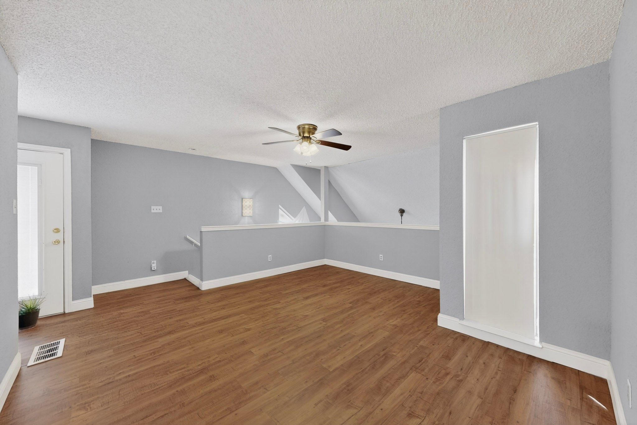 9811 Walnut Street Dallas TX 75243