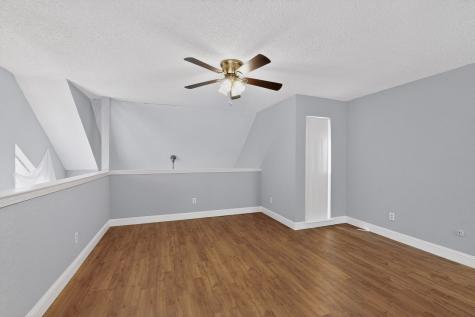 9811 Walnut Street Dallas TX 75243