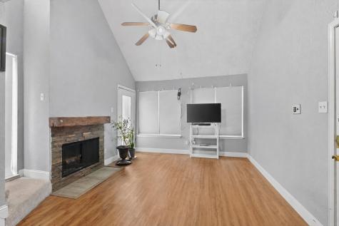 9811 Walnut Street Dallas TX 75243