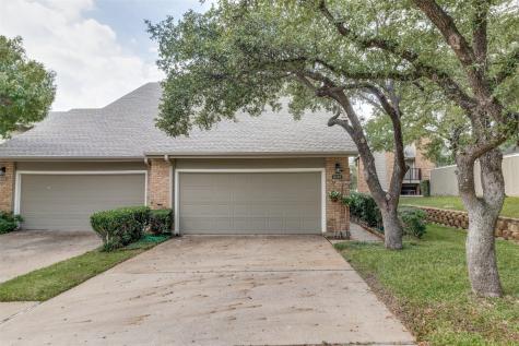 8423 Barnaby Street Dallas TX 75243