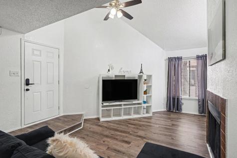 2304 Balsam Drive Arlington TX 76006
