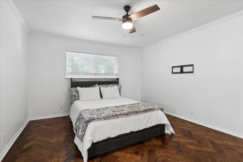 7806 Royal Lane Dallas TX 75230