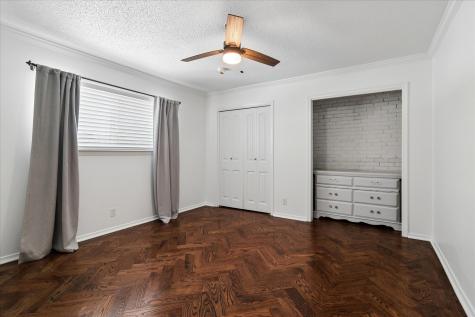 7806 Royal Lane Dallas TX 75230