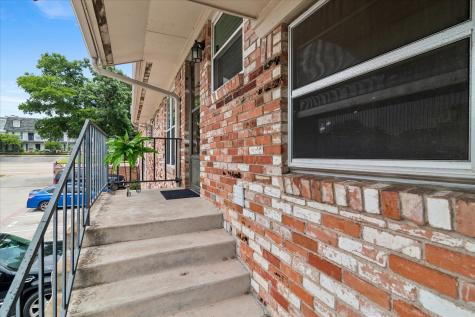 7806 Royal Lane Dallas TX 75230