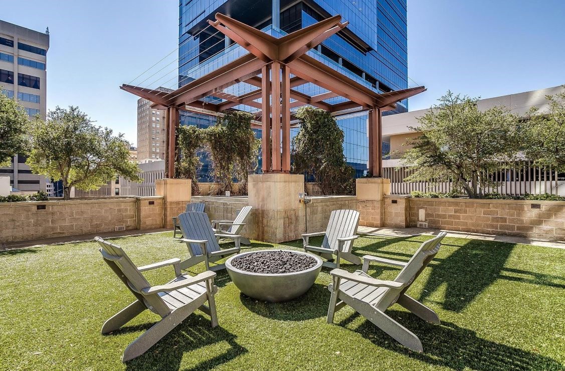 500 Throckmorton Street Fort Worth TX 76102