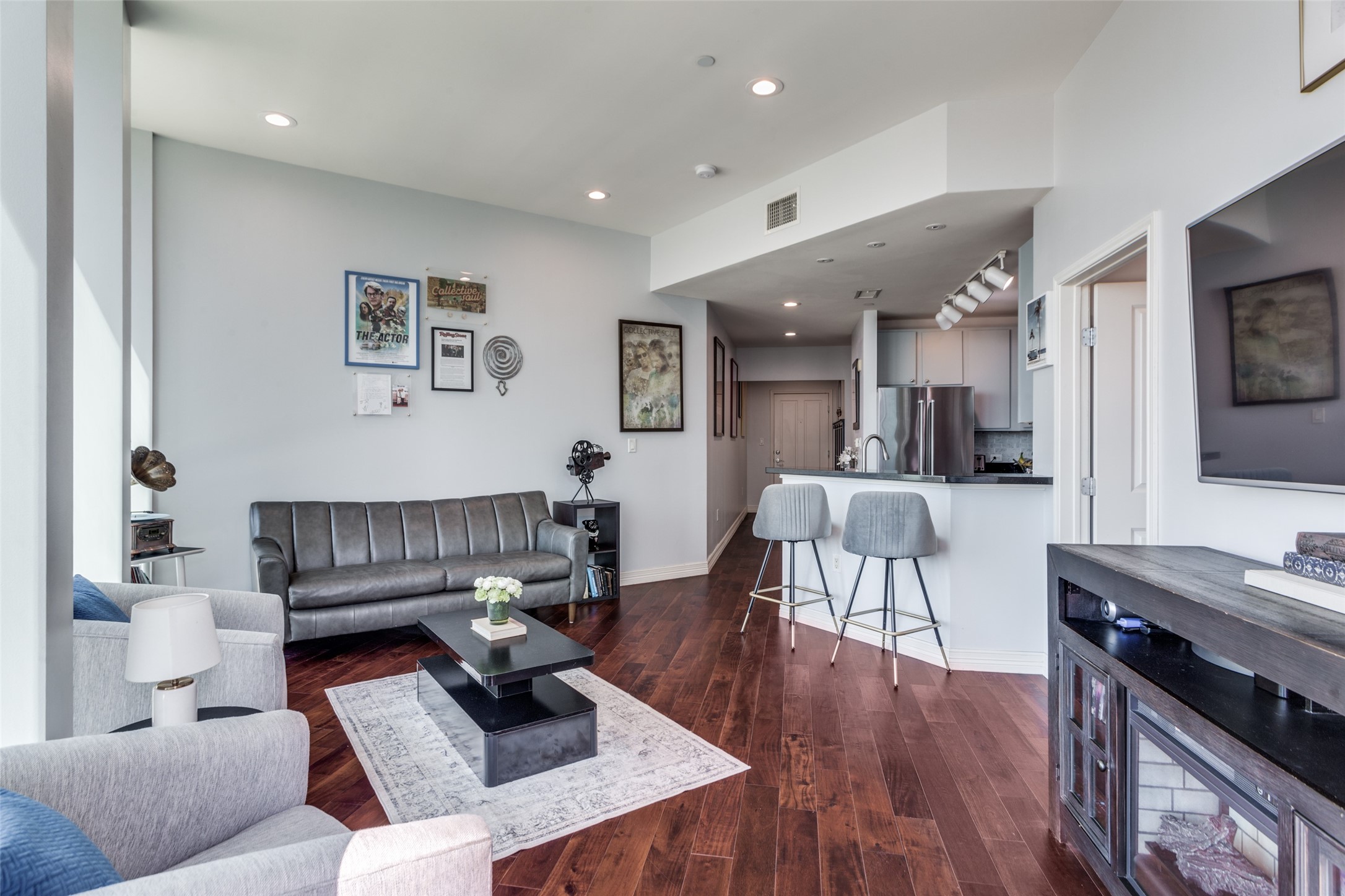 500 Throckmorton Street Fort Worth TX 76102