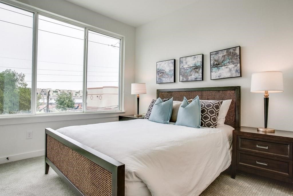 1901 N Carroll Avenue Dallas TX 75204