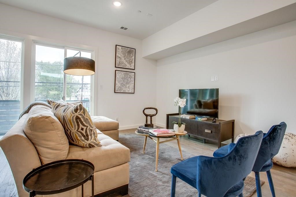 1901 N Carroll Avenue Dallas TX 75204