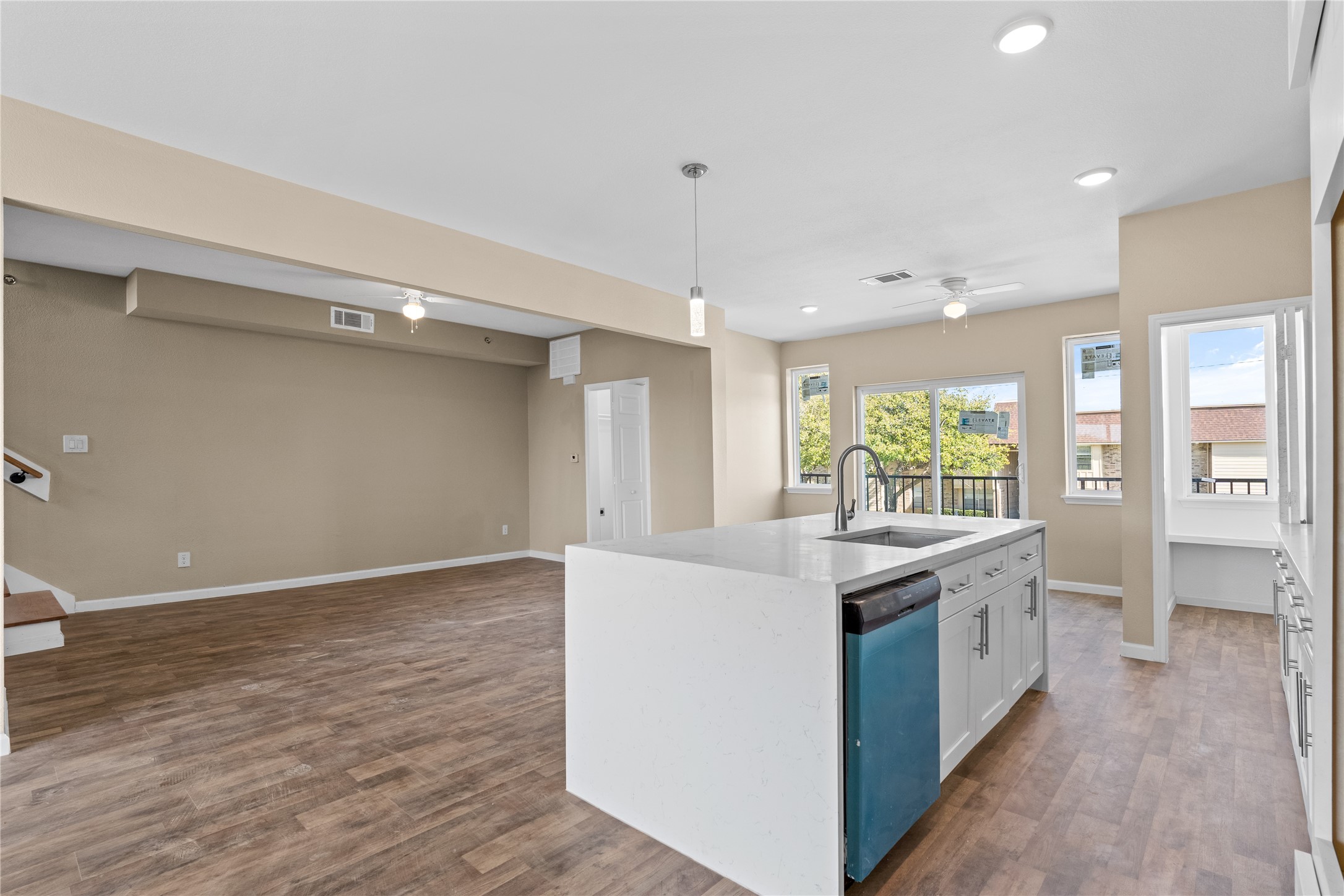 3611 Portland Street Irving TX 75062