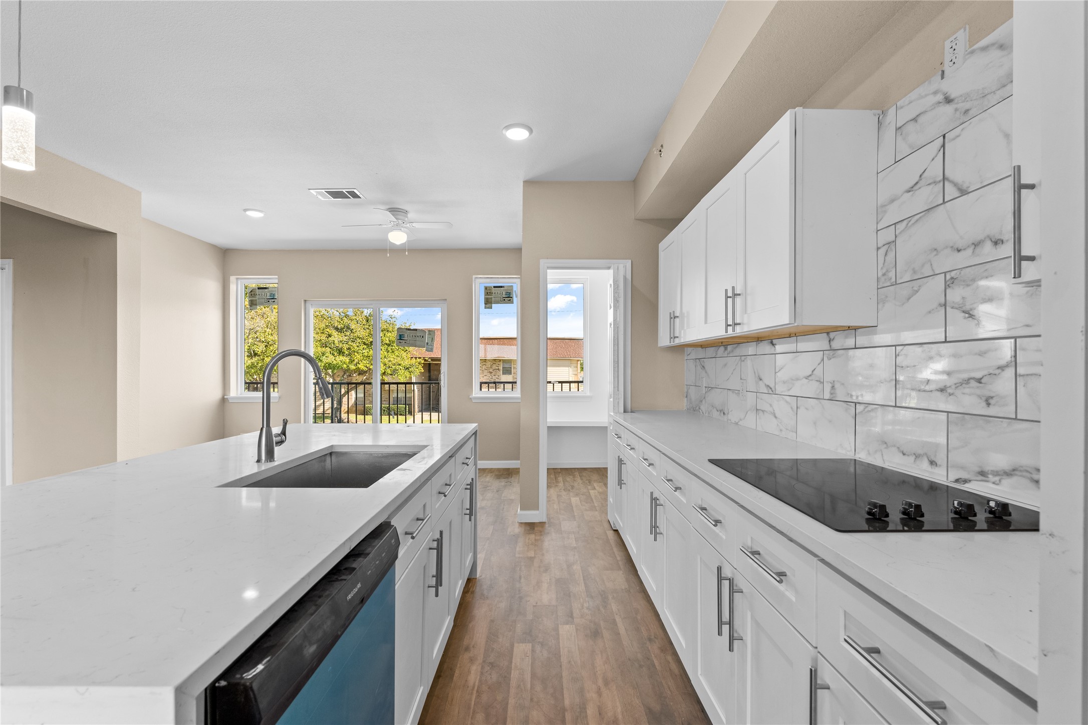 3611 Portland Street Irving TX 75062