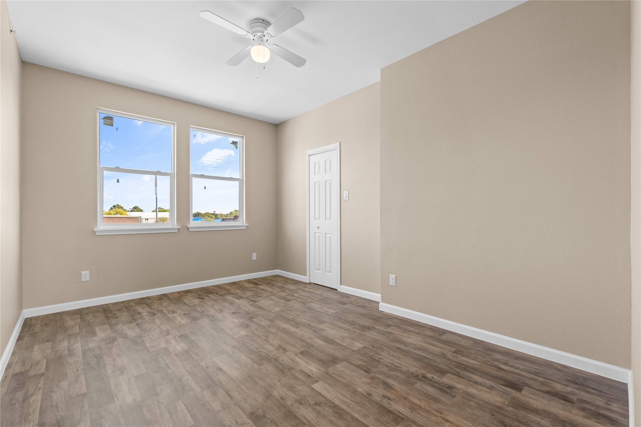 3611 Portland Street Irving TX 75062